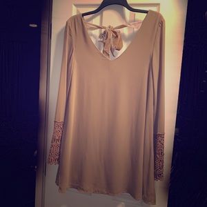 umgee Blouse/dress with crochet sleeves - Small